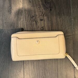 Marc Jacobs Cream Wallet